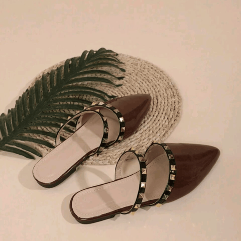 Glossy Pointed Toe Studded Slip-On