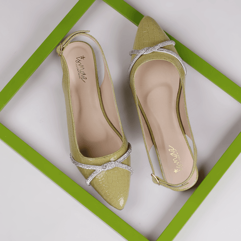 Twisted Chained Pointed Toe Slingback Mule